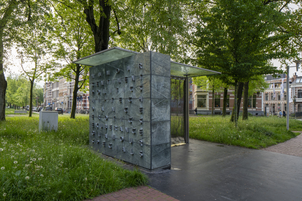 Videobusstop Emmaplein